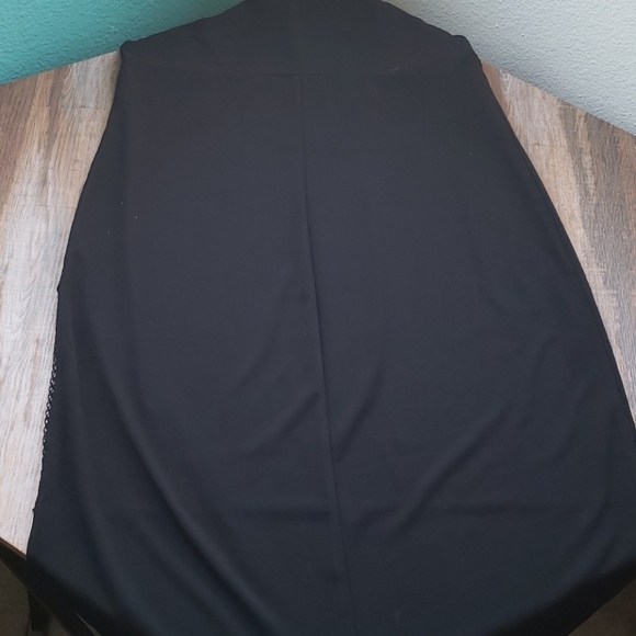 Forever 21 Bodycon tube dress with net insert - Picture 6 of 6